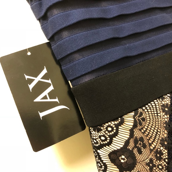 JAX Lace and Matt Jersey Dress - Picture 3 of 5